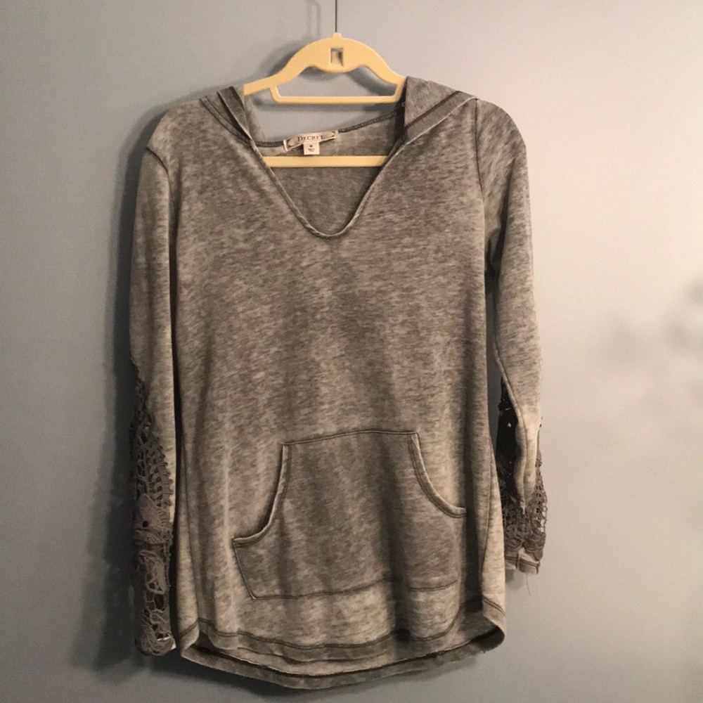 Grey lounge shirt